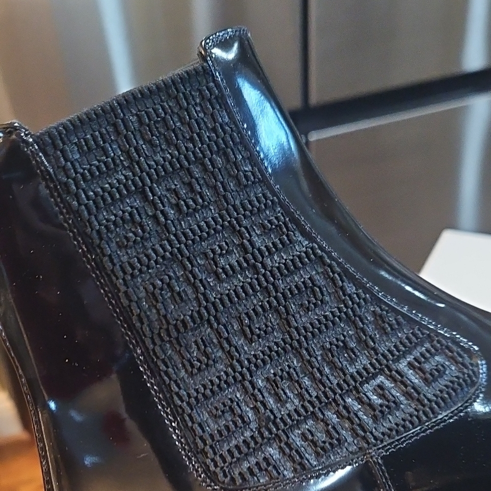 Givenchy  Chelsea BlackCombat Ankle Boots with Logo Detail - Picture 4 of 10